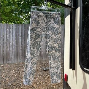 Fun paisley jeans ♥️